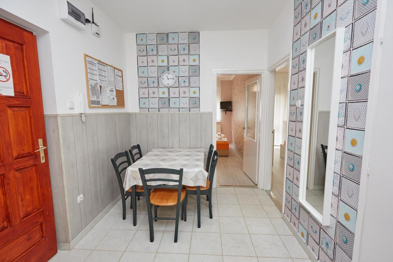 Zoli Apartmanok-Anna Koelcsey 32 Hajdúszoboszló Exterior foto