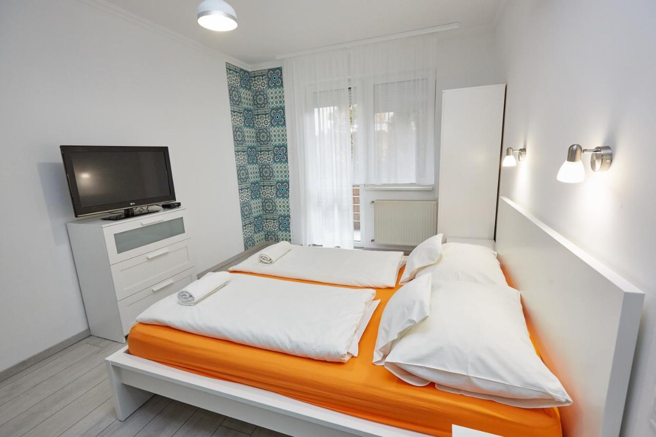 Zoli Apartmanok-Anna Koelcsey 32 Hajdúszoboszló Exterior foto